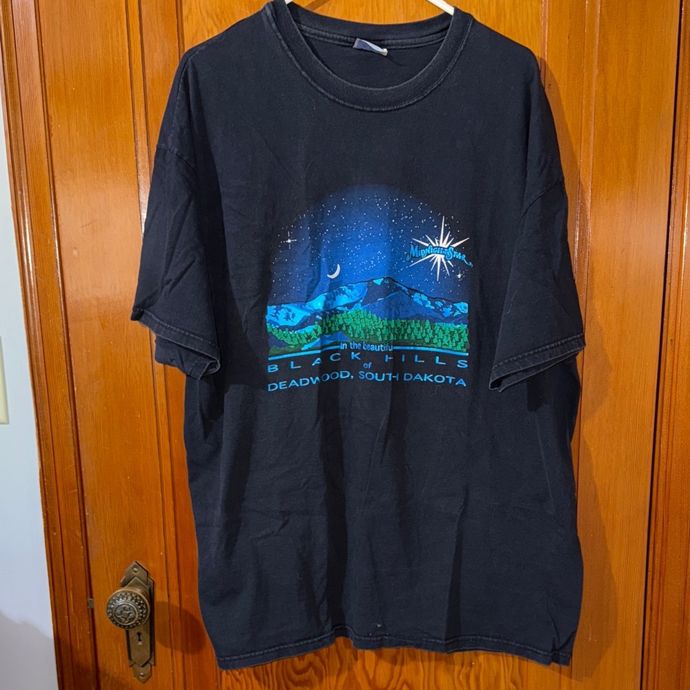 Black Hills Graphic Tee - Black